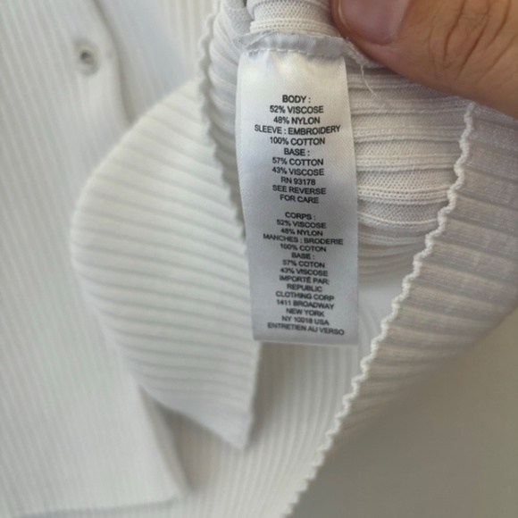 Elie. Elie Tahari white ribbed button‎ down eyelet sleeve top Size Large - Picture 5 of 7